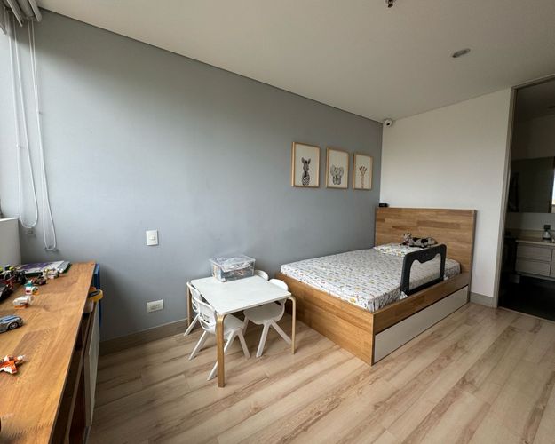 Apartamento de 3 alcobas en venta en El Poblado, Medellín, 152 m² · foto 9 de 13