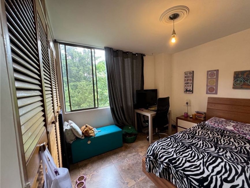 Apartamento en venta en El Poblado, Medellín · foto 7 de 12