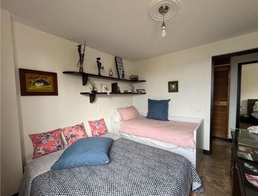 Apartamento en venta en El Poblado, Medellín · foto 9 de 12
