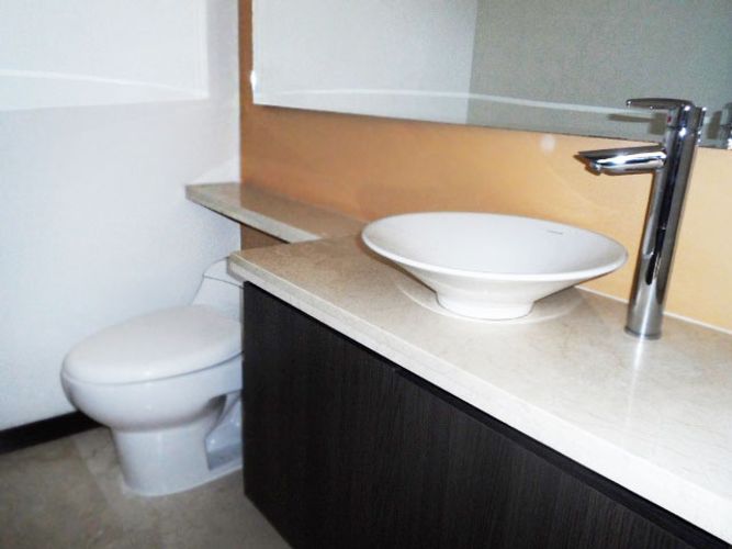 Apartamento de 3 alcobas en arriendo en El Poblado, Medellín, 136 m² · foto 9 de 12