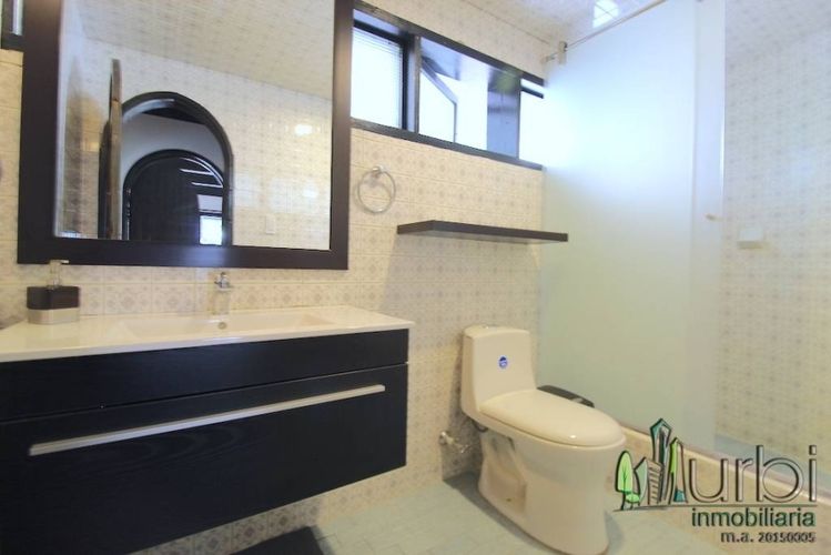 Casa de 7 alcobas en venta en Colina Campestre, Bogotá, 376 m² · foto 19 de 24