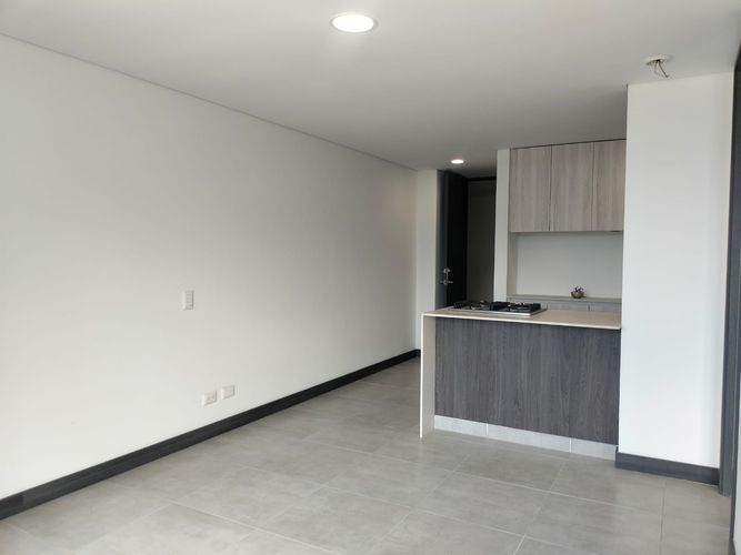 Apartamento de 1 alcoba en arriendo en El Poblado, Medellín, 53 m² · foto 5 de 12
