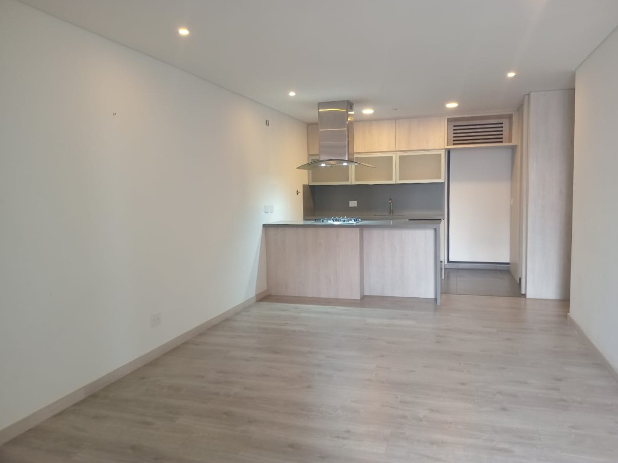 Apartamento en venta en El Poblado, Medellín · foto 3 de 17