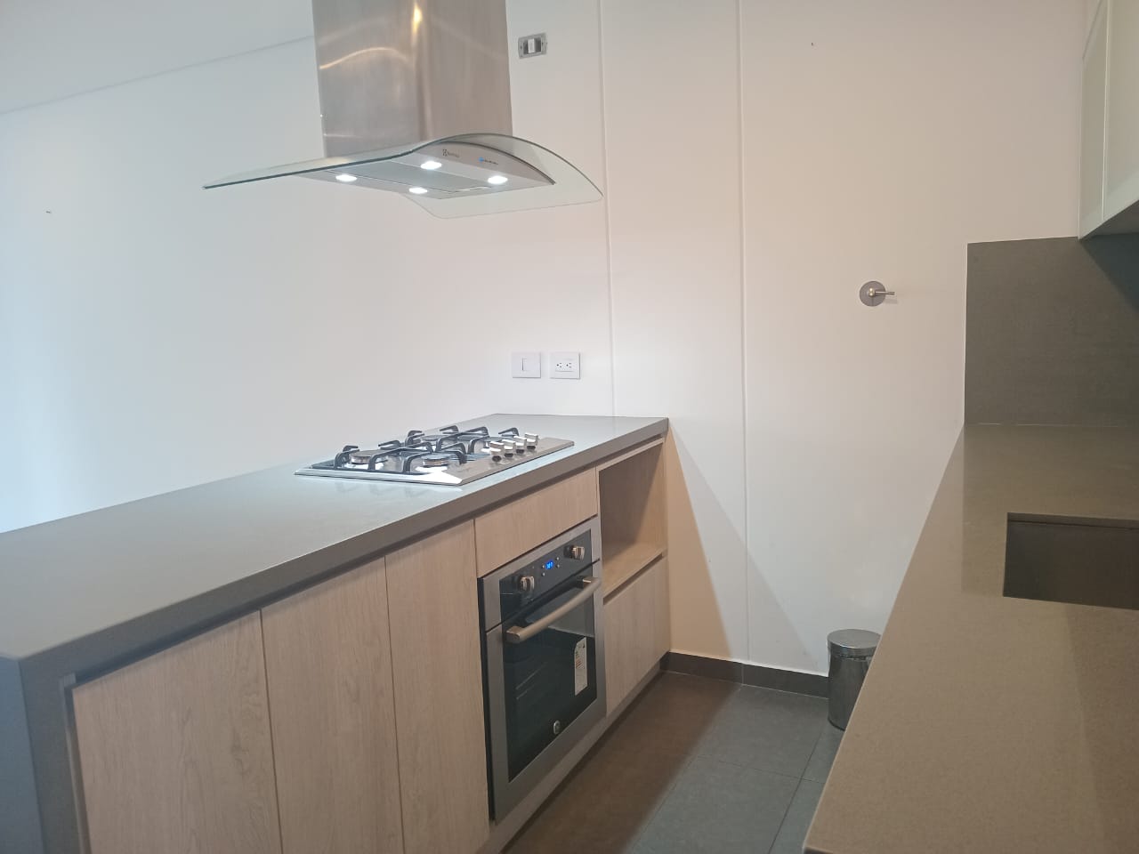 Apartamento en venta en El Poblado, Medellín · foto 5 de 17