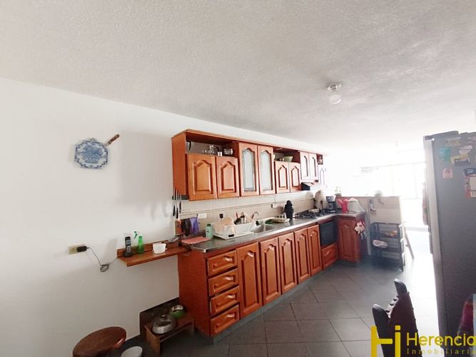 Apartamento de 5 alcobas en venta en Naranjal, Medellín, 205 m² · foto 15 de 22