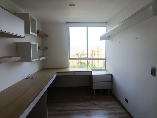 Apartamento de 3 alcobas en arriendo en San Lucas, Medellín, 136 m² · foto 13 de 20