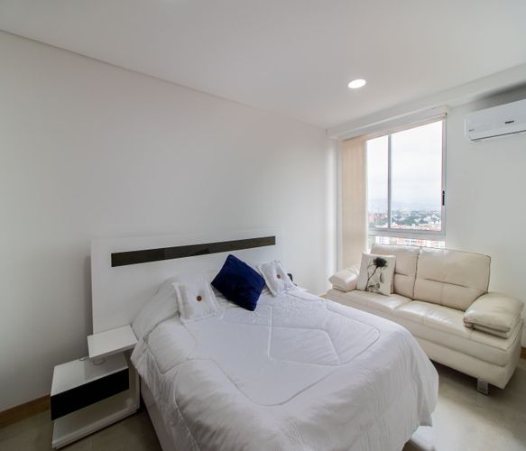 Apartamento de 2 alcobas en venta en Senderos Del Lili, Cali, 76 m² · foto 14 de 15