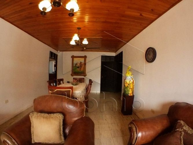 Casa de 3 alcobas en venta en Urb. Rosendo Garces, Montería, 400 m² · foto 4 de 24