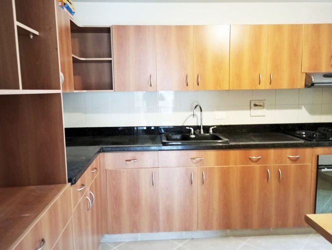 Apartamento de 3 alcobas en arriendo en El Poblado, Medellín, 112 m² · foto 8 de 19