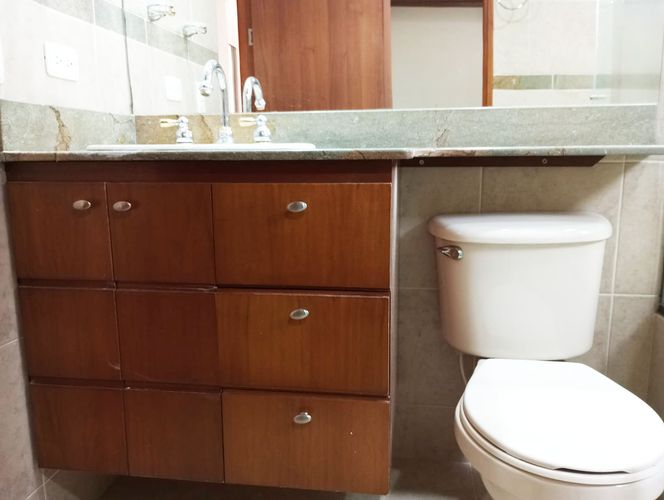 Apartamento de 3 alcobas en arriendo en El Poblado, Medellín, 112 m² · foto 15 de 19
