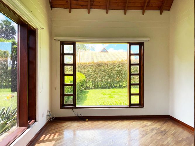 Casa de 4 alcobas en venta en Llano Grande, Rionegro, 320 m² · foto 14 de 18