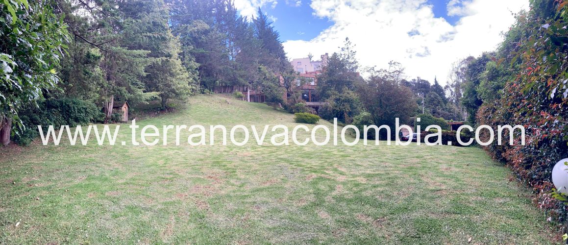 Casa de 5 alcobas en venta en Niza Suba, Bogotá · foto 2 de 24