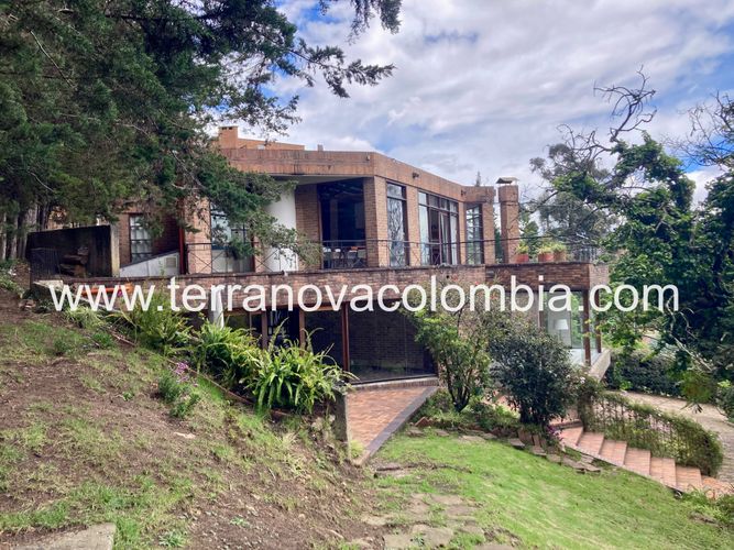 Casa de 5 alcobas en venta en Niza Suba, Bogotá · foto 3 de 24