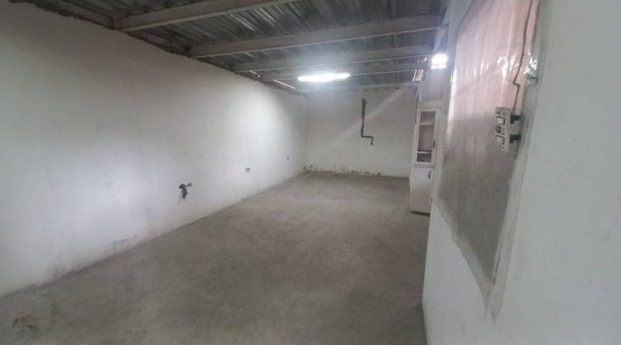Bodega en arriendo en La Flora, Cali, 150 m² · foto 2 de 12