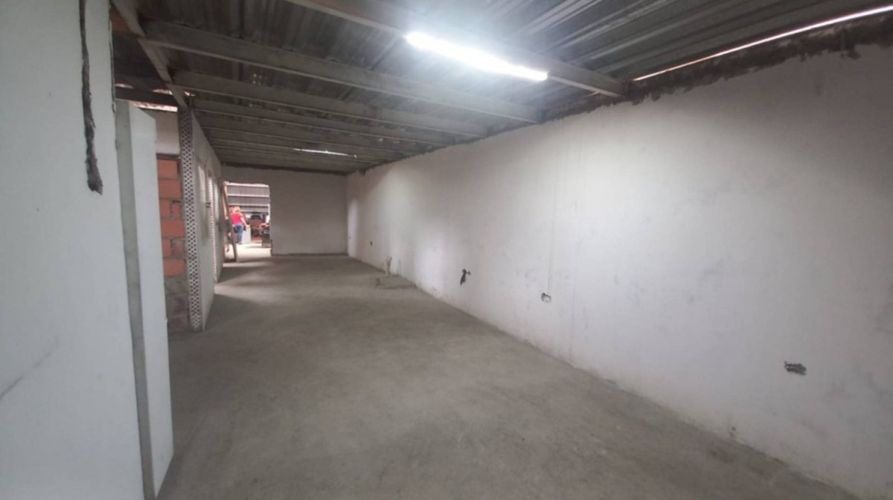 Bodega en arriendo en La Flora, Cali, 150 m² · foto 3 de 12