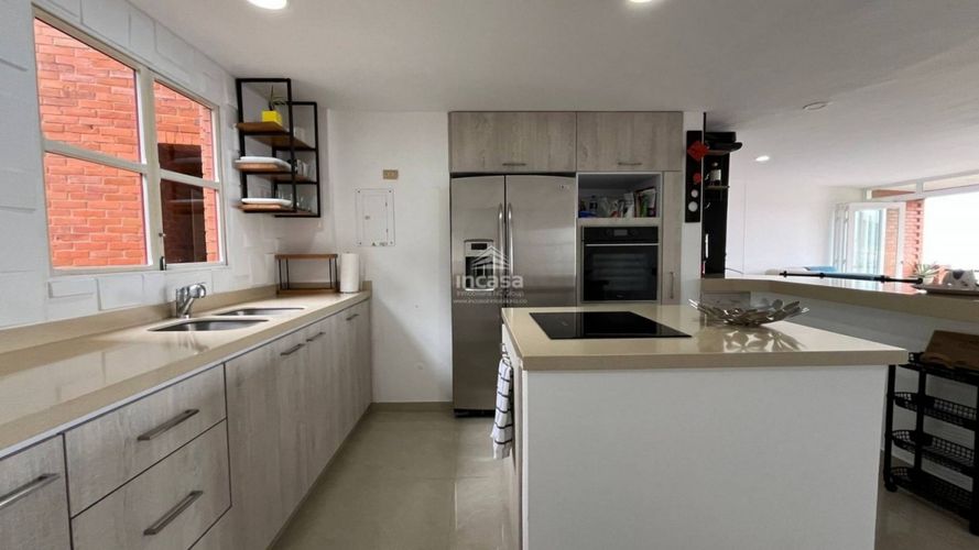 Apartamento de 2 alcobas en venta en Bellavista, Cali, 116 m² · foto 7 de 24