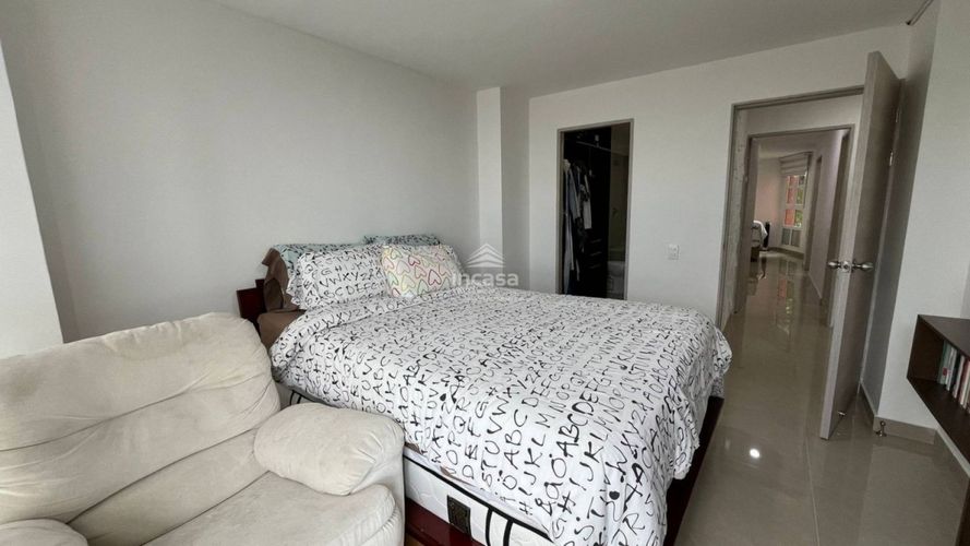 Apartamento de 2 alcobas en venta en Bellavista, Cali, 116 m² · foto 12 de 24