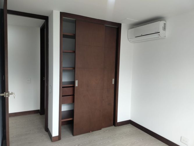 Apartamento de 3 alcobas en arriendo en El Poblado, Medellín, 123 m² · foto 11 de 20