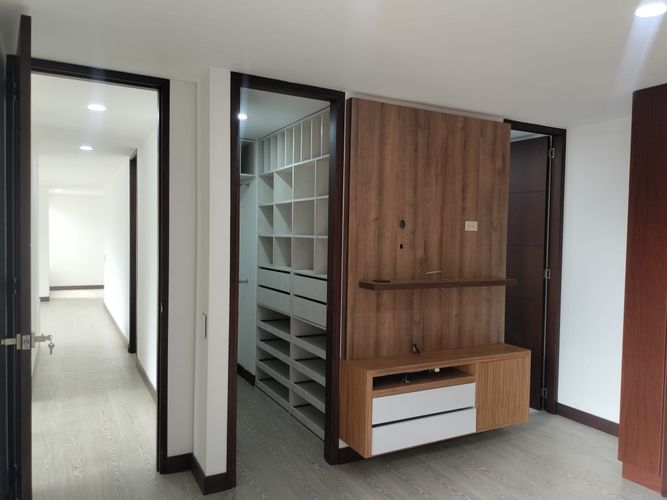 Apartamento de 3 alcobas en arriendo en El Poblado, Medellín, 123 m² · foto 15 de 20
