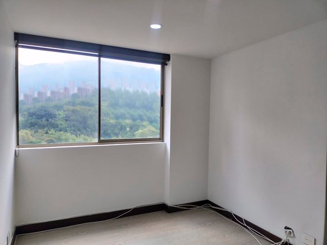 Apartamento de 3 alcobas en arriendo en El Poblado, Medellín, 123 m² · foto 16 de 20