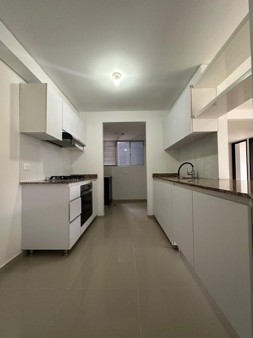 Apartamento de 3 alcobas en venta en Conjunto Residencial El Bosque, Cali, 100 m² · foto 1 de 19