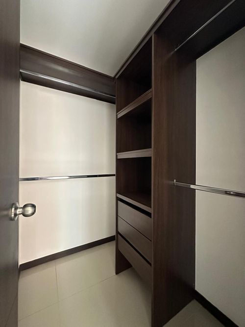 Apartamento de 3 alcobas en venta en Conjunto Residencial El Bosque, Cali, 100 m² · foto 9 de 19