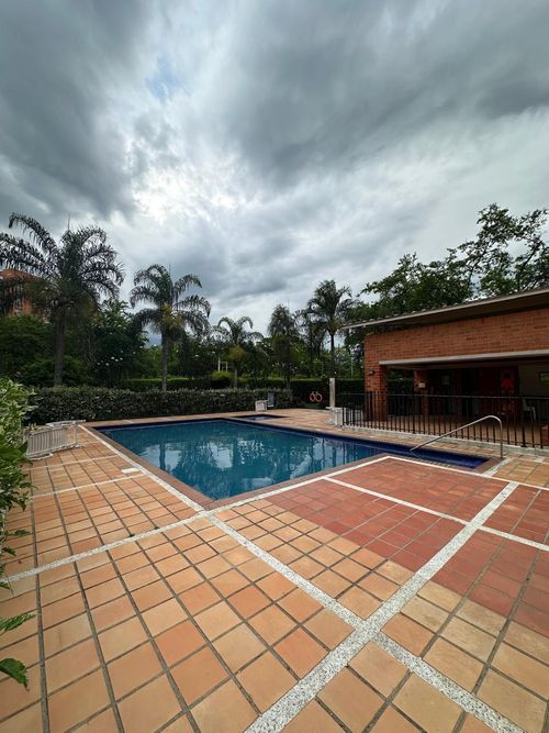 Apartamento de 3 alcobas en venta en Conjunto Residencial El Bosque, Cali, 100 m² · foto 16 de 19