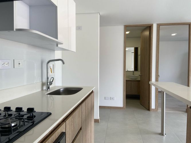 Apartamento de 2 alcobas en arriendo en San Jose, Sabaneta, 72 m² · foto 6 de 20