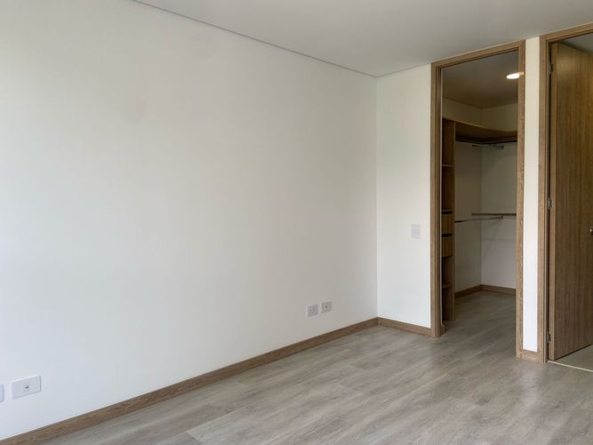 Apartamento de 2 alcobas en arriendo en San Jose, Sabaneta, 72 m² · foto 11 de 20