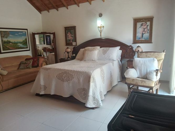 Casa de 3 alcobas en venta en Llano Grande, Rionegro, 145 m² · foto 7 de 11