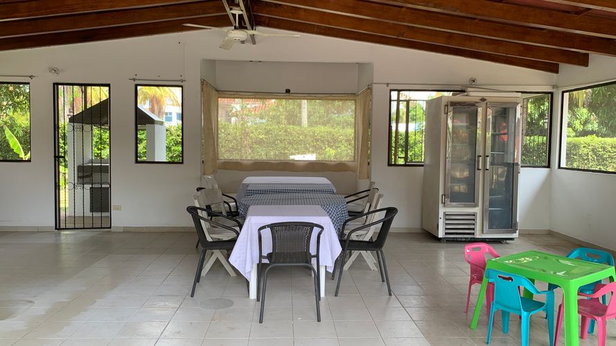 Casa de 6 alcobas en venta en Ricaurte, 1868 m² · foto 18 de 24