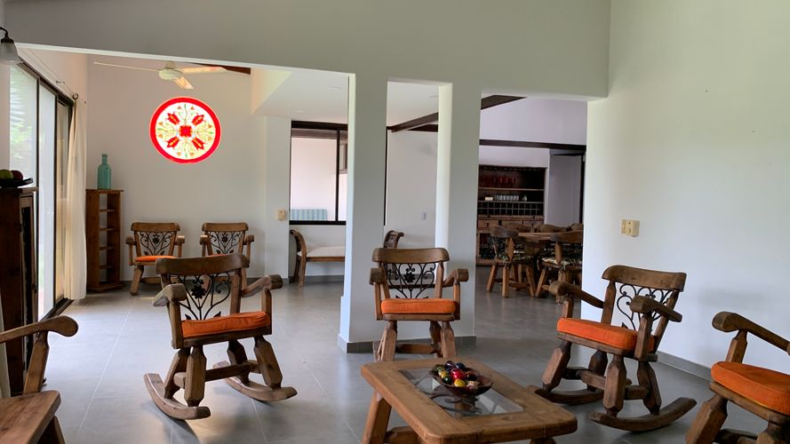 Casa de 6 alcobas en venta en Ricaurte, 1868 m² · foto 9 de 24