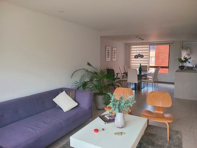 Apartamento de 3 alcobas en arriendo en El Poblado, Medellín, 125 m² · foto 3 de 19
