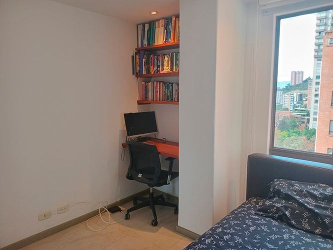 Apartamento de 3 alcobas en arriendo en El Poblado, Medellín, 125 m² · foto 13 de 19