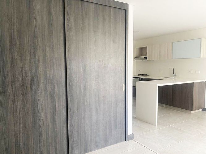 Apartamento en venta en El Poblado, Medellín · foto 9 de 13