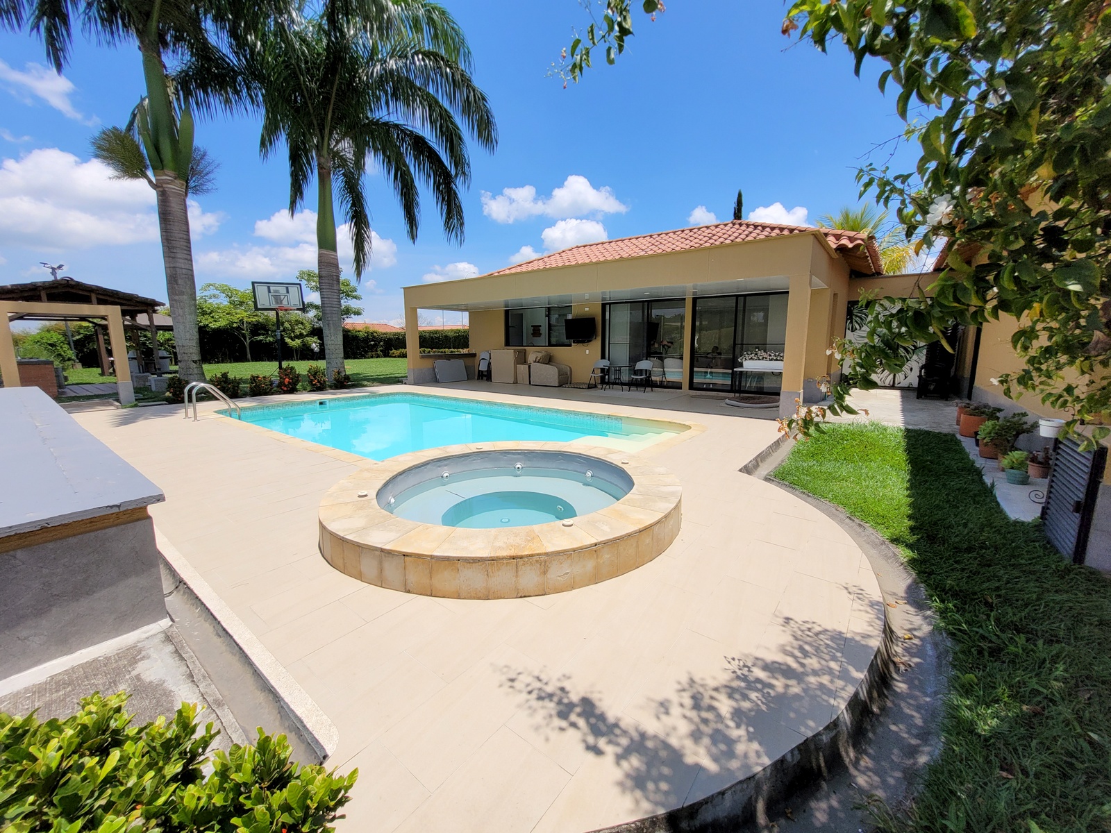 Casa en venta en Combia, Pereira · foto 6 de 24