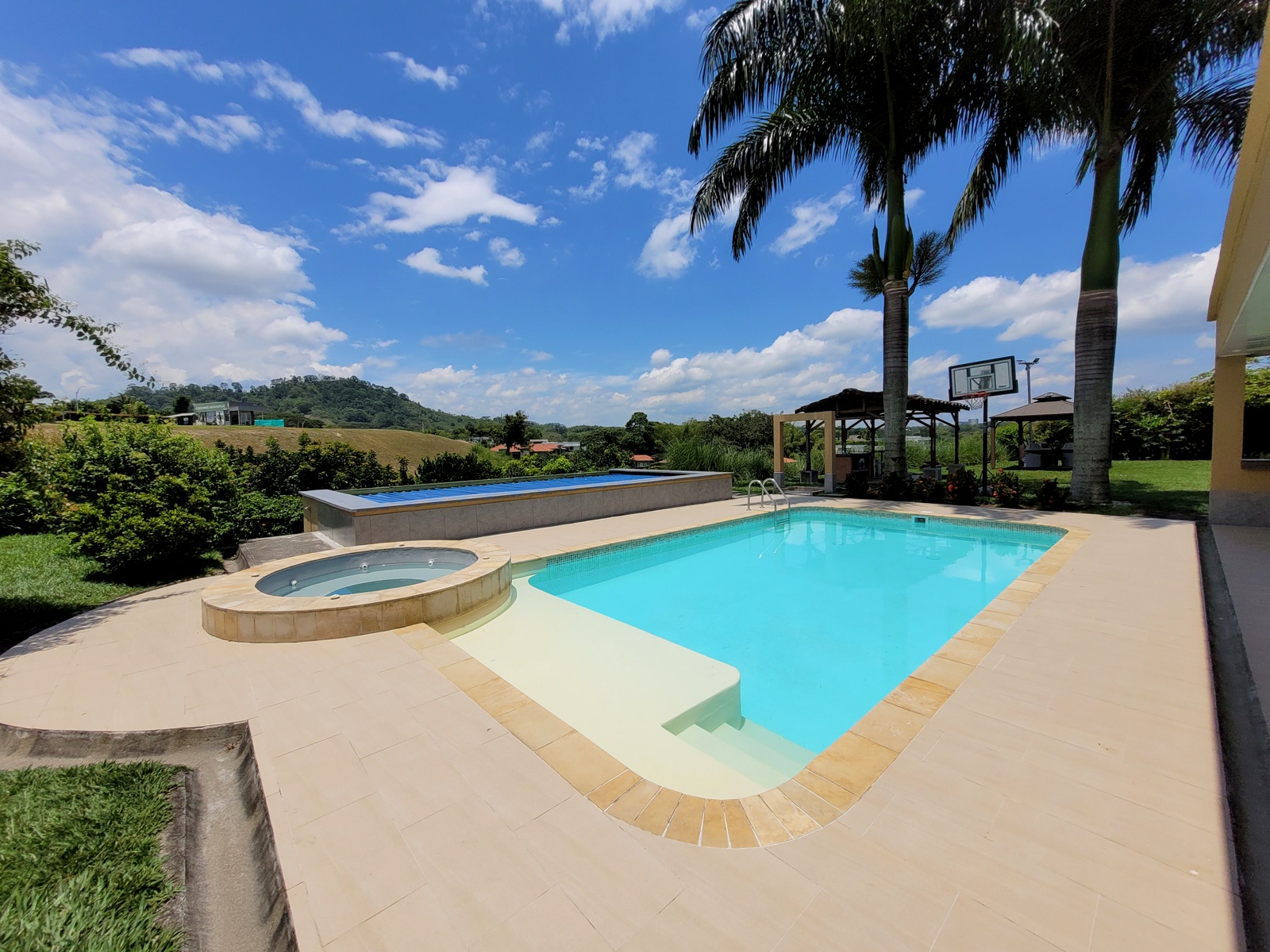 Casa en venta en Combia, Pereira · foto 8 de 24