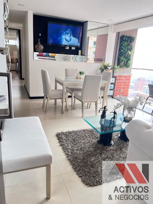 Apartamento de 3 alcobas en arriendo en Altos Del Poblado, Medellín, 90 m² · foto 5 de 24