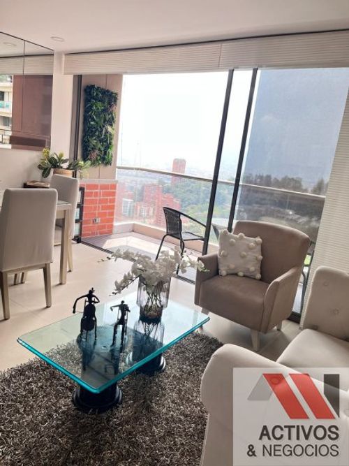 Apartamento de 3 alcobas en arriendo en Altos Del Poblado, Medellín, 90 m² · foto 8 de 24