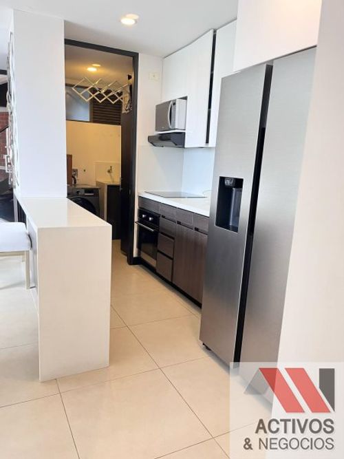 Apartamento de 3 alcobas en arriendo en Altos Del Poblado, Medellín, 90 m² · foto 9 de 24
