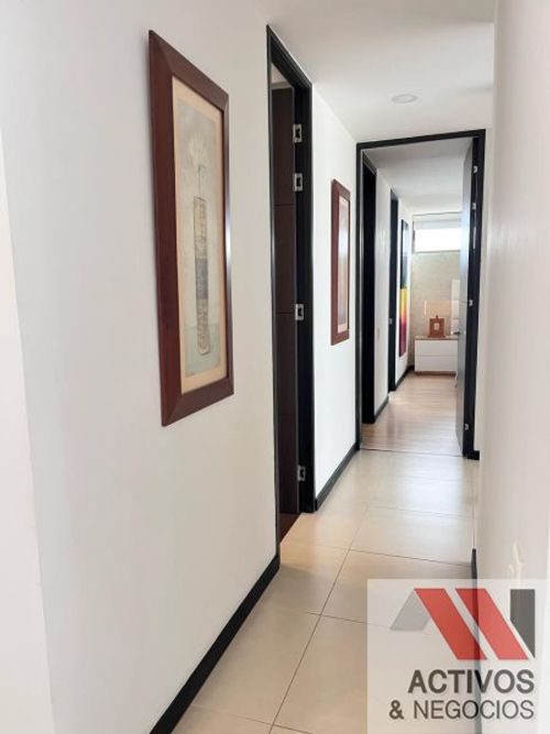 Apartamento de 3 alcobas en arriendo en Altos Del Poblado, Medellín, 90 m² · foto 12 de 24