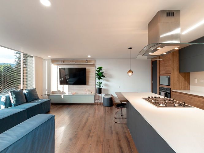 Apartamento de 2 alcobas en venta en El Poblado, Medellín, 90 m² · foto 2 de 20