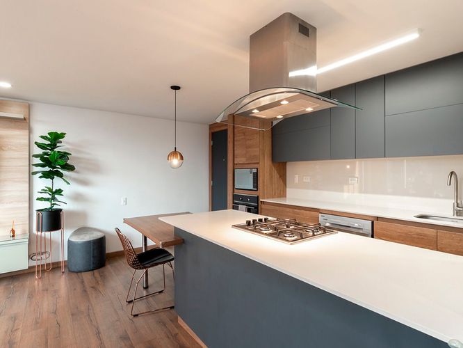 Apartamento de 2 alcobas en venta en El Poblado, Medellín, 90 m² · foto 11 de 20