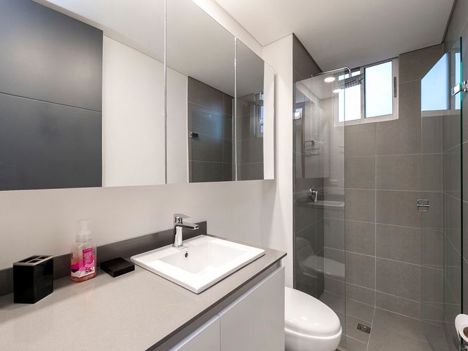 Apartamento de 2 alcobas en venta en El Poblado, Medellín, 90 m² · foto 19 de 20