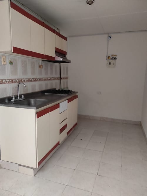 Casa de 5 alcobas en venta en San Antonio De Padua, Bogotá, 283 m² · foto 20 de 20