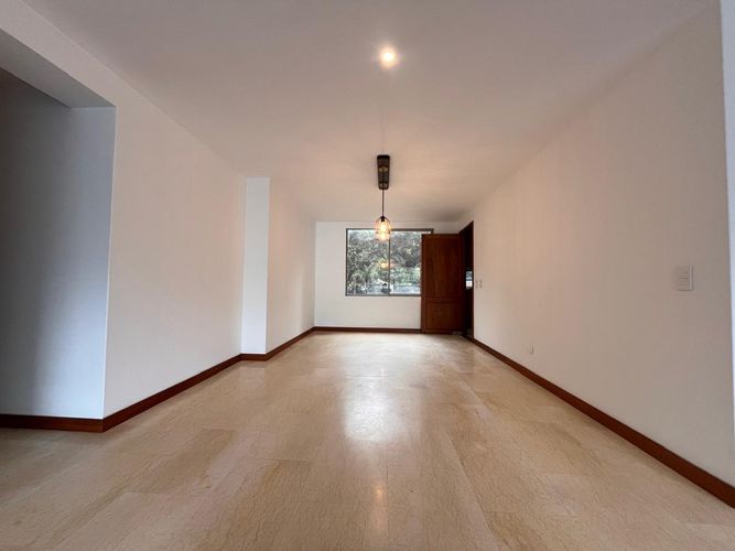Apartamento de 3 alcobas en arriendo en El Poblado, Medellín, 215 m² · foto 9 de 20