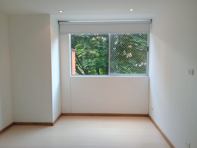 Apartamento de 3 alcobas en venta en Los Naranjos, Medellín, 128 m² · foto 11 de 19