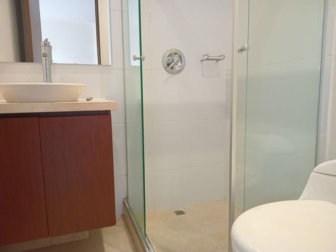 Apartamento de 3 alcobas en venta en Los Naranjos, Medellín, 128 m² · foto 17 de 19