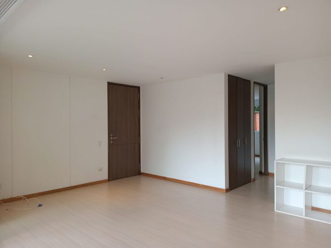 Apartamento de 3 alcobas en arriendo en Los Naranjos, Medellín, 128 m² · foto 15 de 19