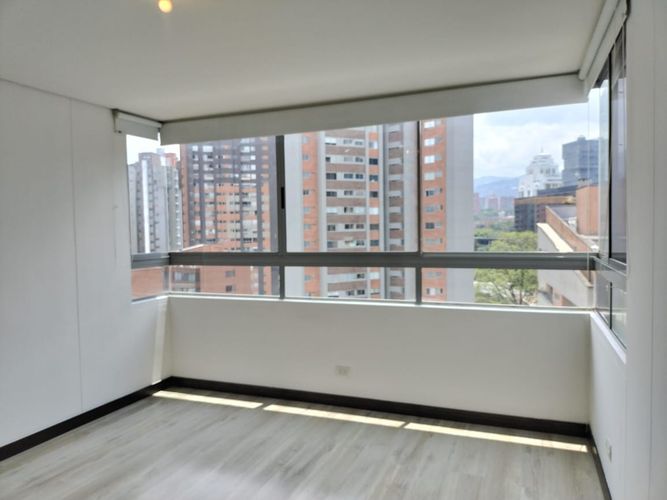Apartamento de 3 alcobas en arriendo en El Poblado, Medellín, 160 m² · foto 11 de 17